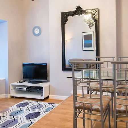 Holidays Suites