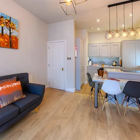 Holidays Suites *
