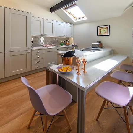 Holidays Suites Appartamento Harrogate